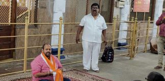Puranapanda Srinivas at Annavaram Temple