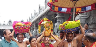 Puranapanda Srinivas, Sai Korrapati at Yadadri temple Pavithrotsavam